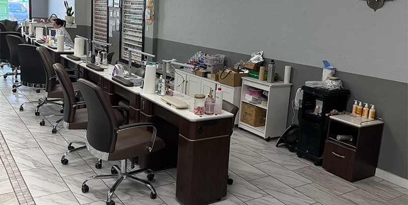 Willard Nail & Spa